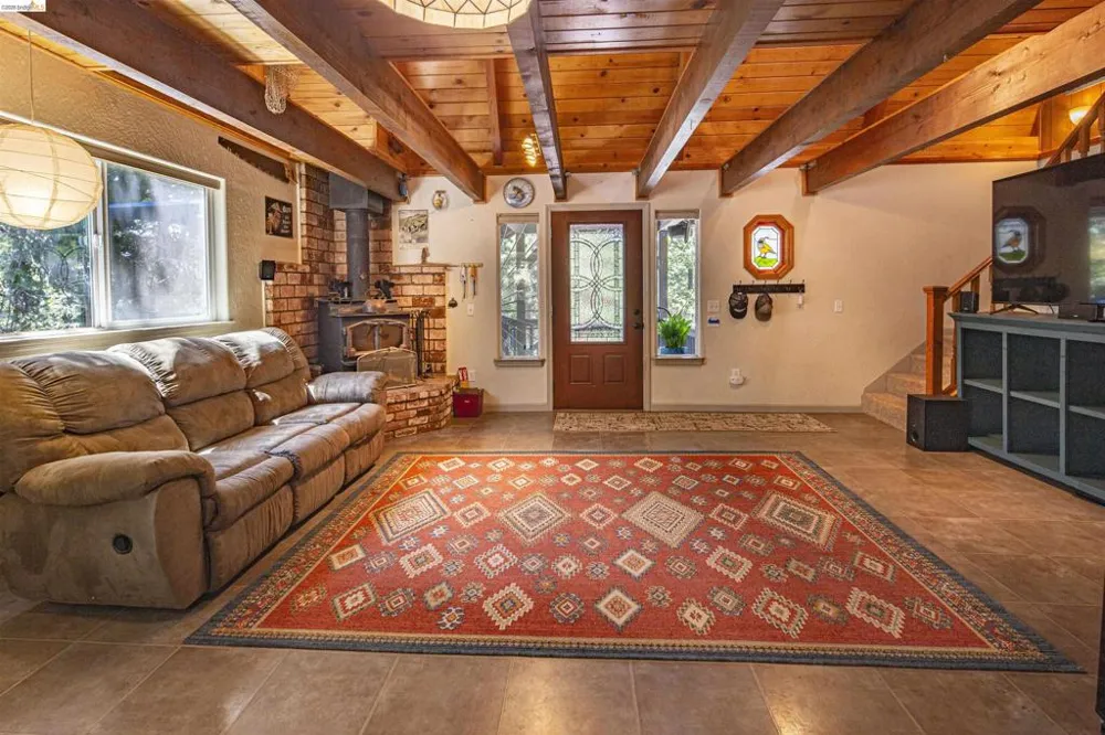 16643 Saddle Ct Sonora, CA 95370