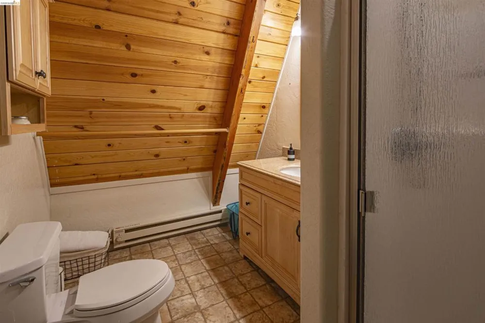 16643 Saddle Ct Sonora, CA 95370