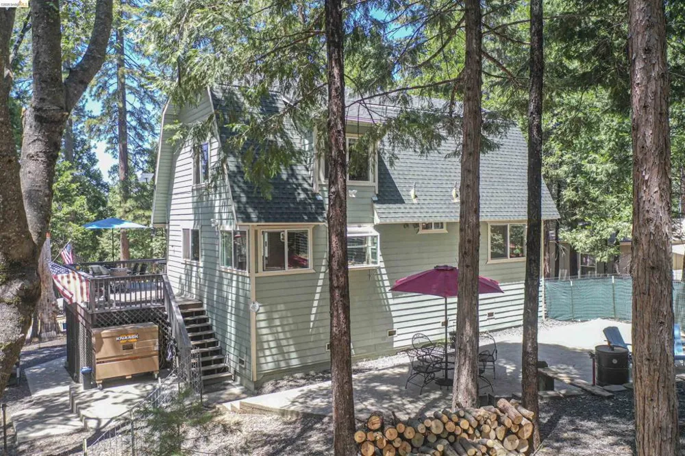 16643 Saddle Ct Sonora, CA 95370