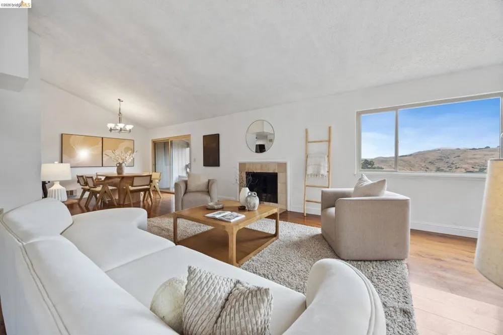 201 Vista Heights Rd El Cerrito, CA 94530