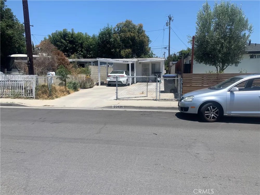 22426 Devlin Hawaiian Gardens, CA 90716