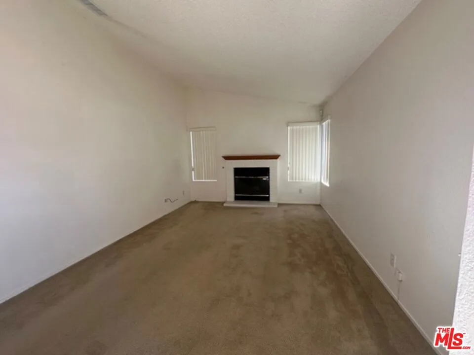 40908 Cypress Point Drive Cherry Valley, CA 92223