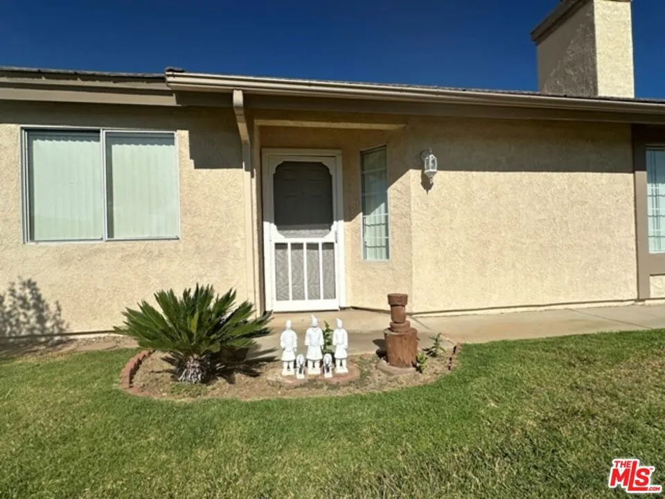 40908 Cypress Point Drive Cherry Valley, CA 92223