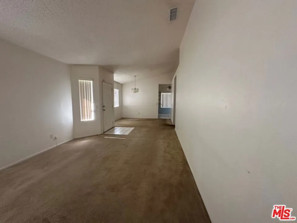 40908 Cypress Point Drive Cherry Valley, CA 92223