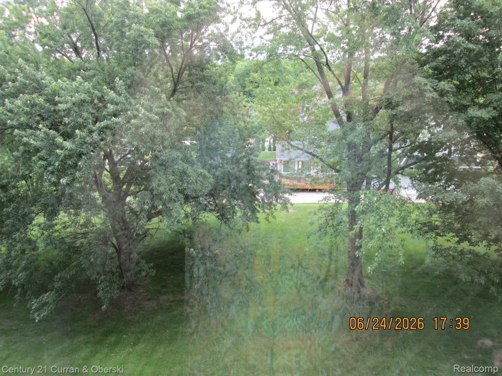 21800 Morley Avenue #403 Dearborn City, MI 48124