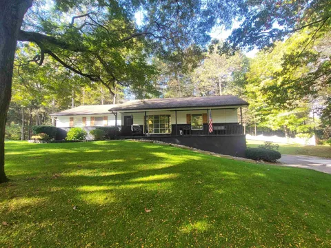 6753 Roanoak Drive
