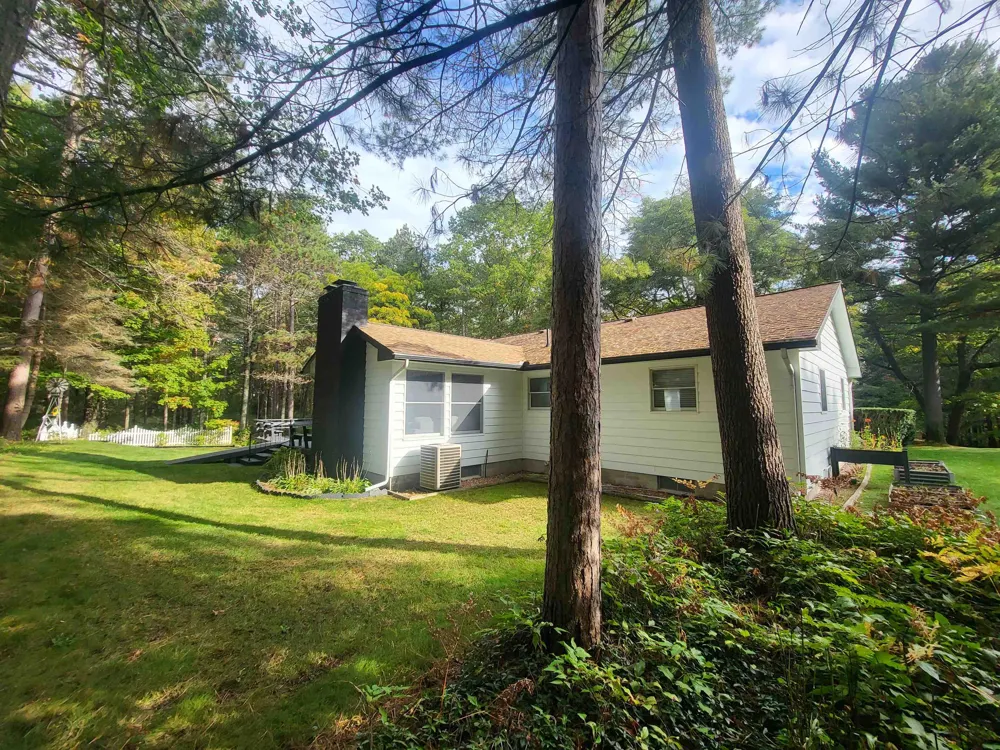 6753 Roanoak Drive Oscoda Charter Township, MI 48750