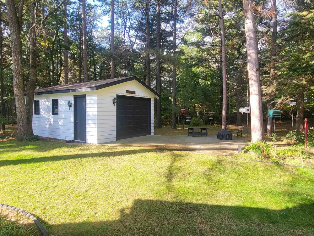 6753 Roanoak Drive Oscoda Charter Township, MI 48750