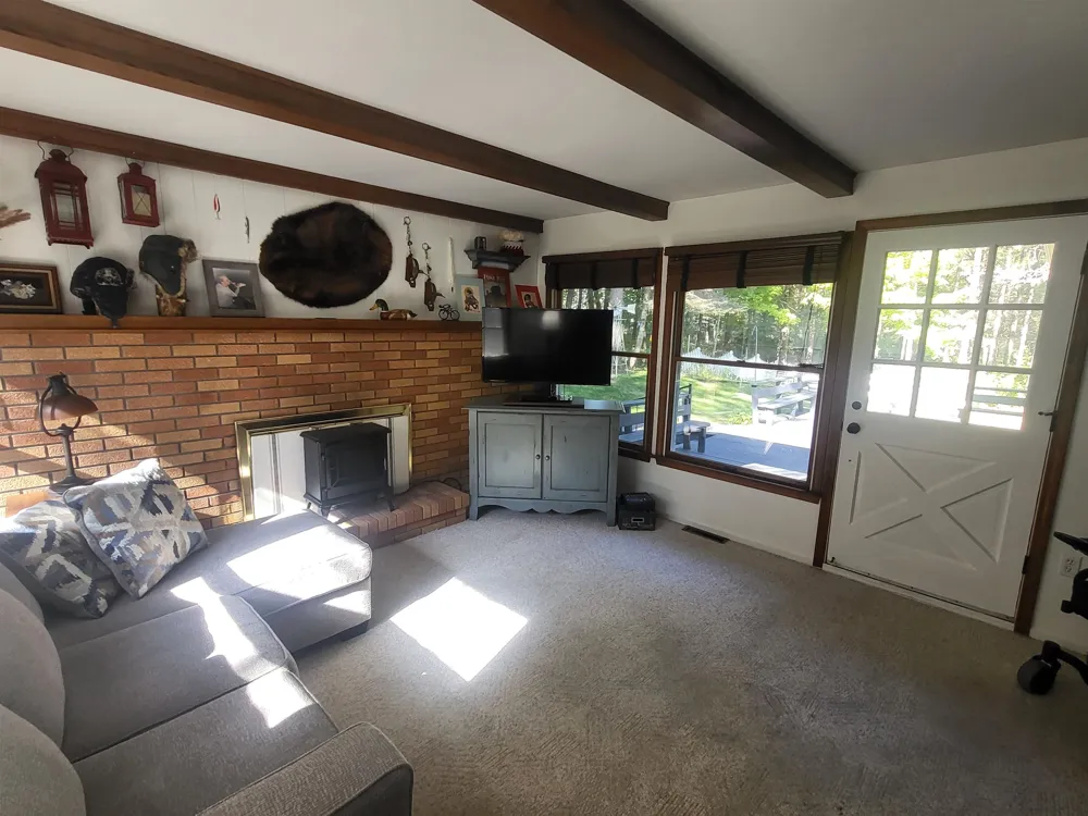 6753 Roanoak Drive Oscoda Charter Township, MI 48750