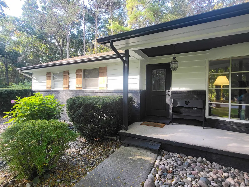 6753 Roanoak Drive Oscoda Charter Township, MI 48750