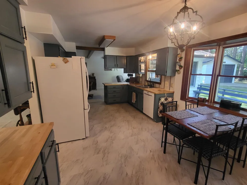 6753 Roanoak Drive Oscoda Charter Township, MI 48750