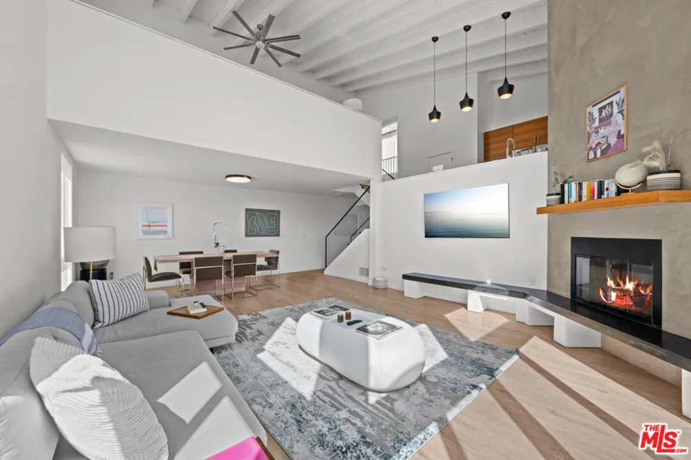 18 Privateer Street #3 Marina del Rey, CA 90292