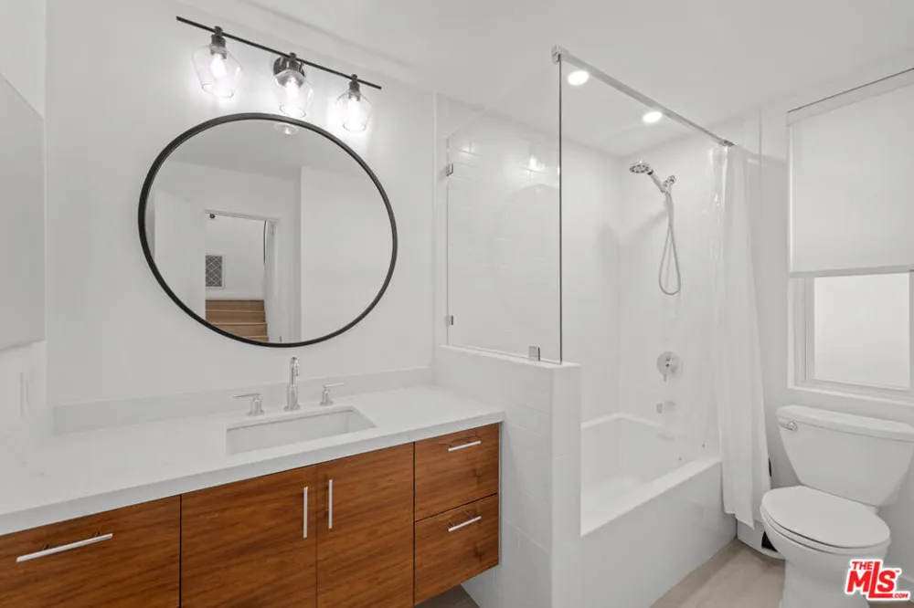 18 Privateer Street #3 Marina del Rey, CA 90292