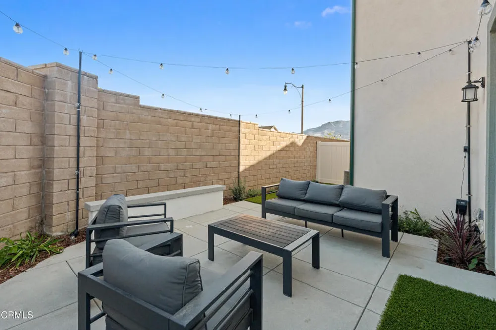 509 Snowdrop Lane Santa Paula, CA 93060