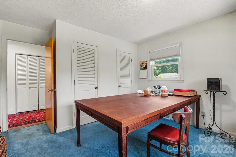 7107 Rolling Hills Drive Sherrills Ford, NC 28673