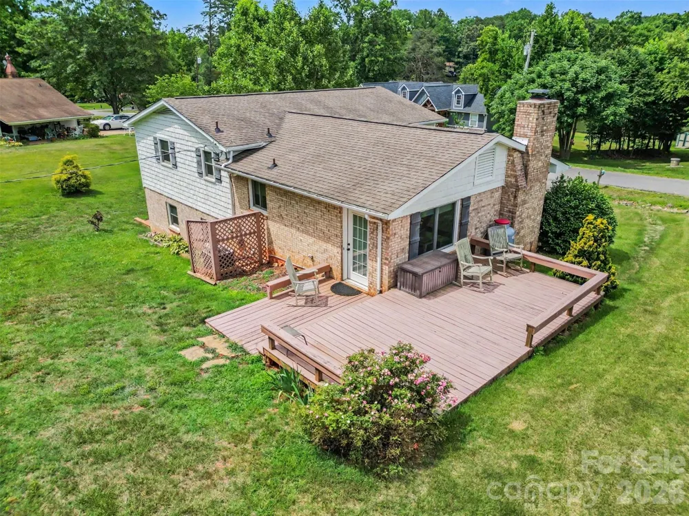 7107 Rolling Hills Drive Sherrills Ford, NC 28673