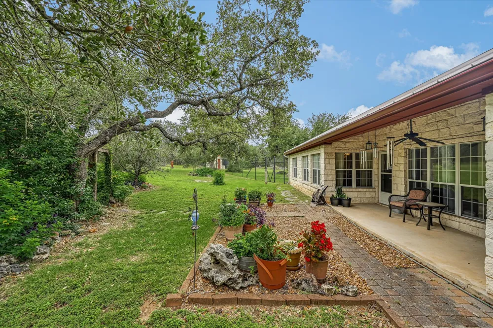 209 Cascade Trail San Marcos, TX 78666