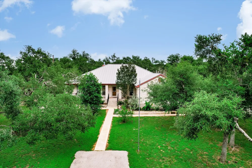 209 Cascade Trail San Marcos, TX 78666
