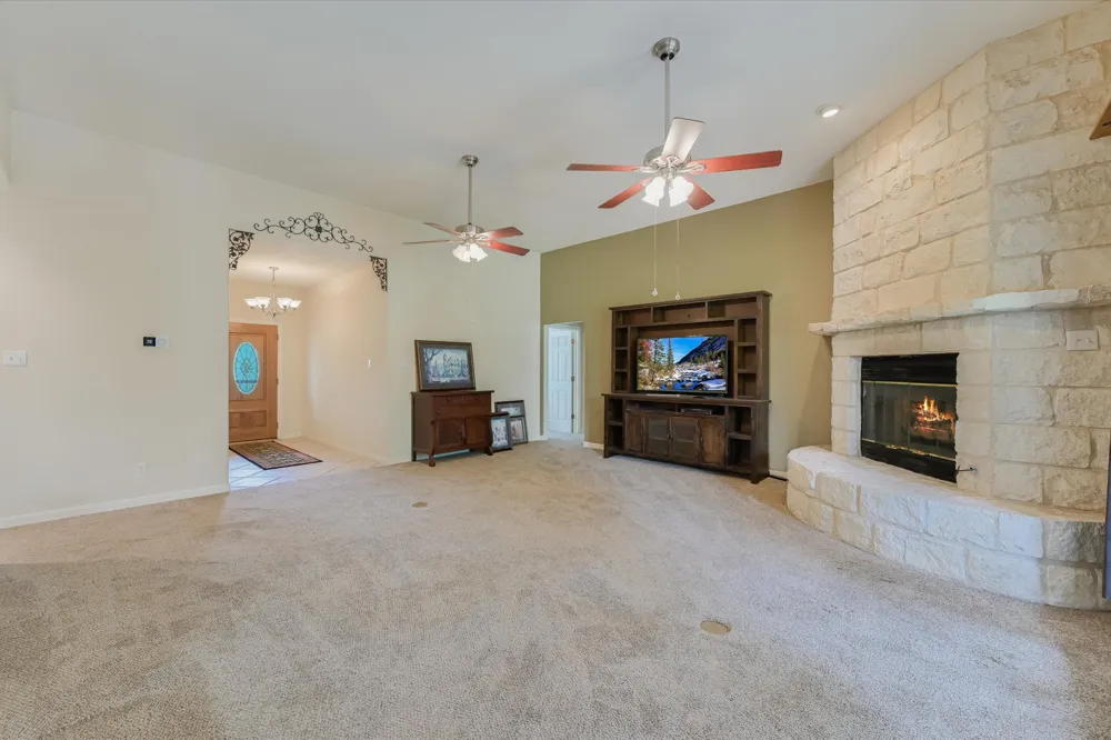 209 Cascade Trail San Marcos, TX 78666