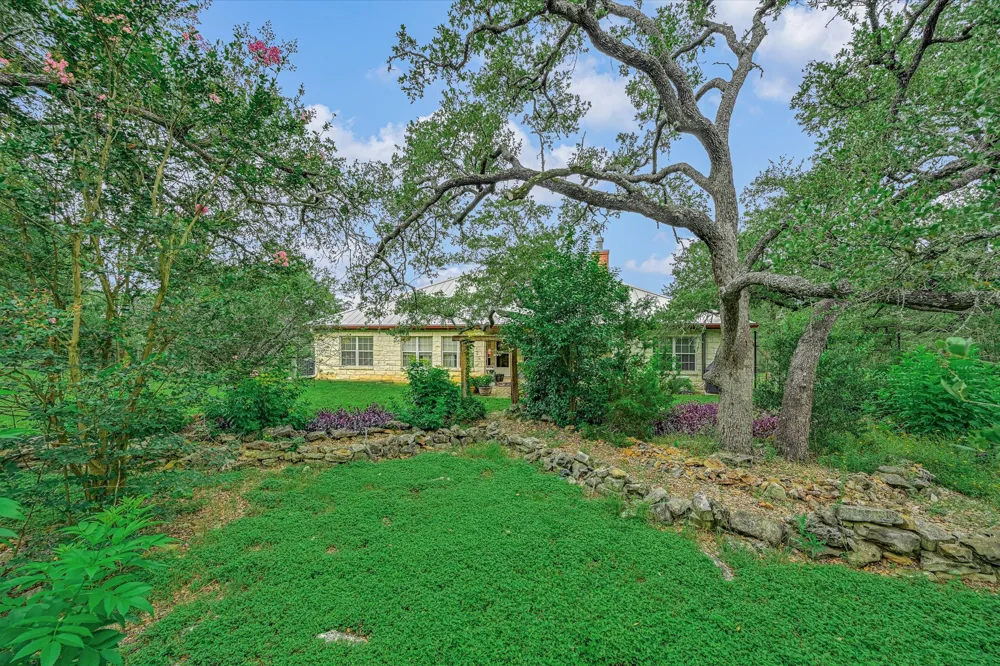 209 Cascade Trail San Marcos, TX 78666