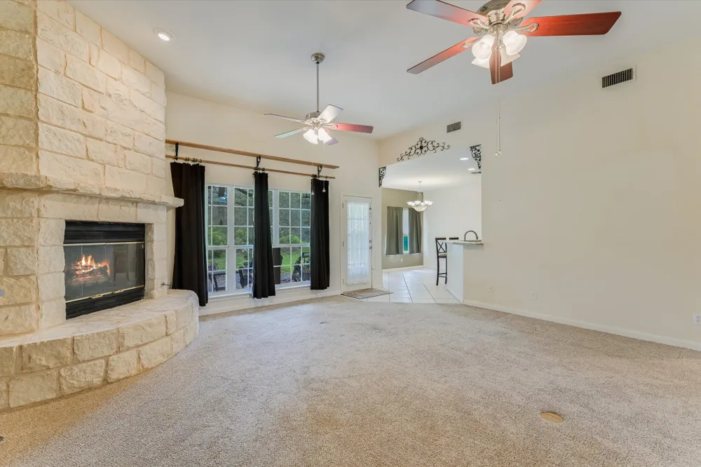 209 Cascade Trail San Marcos, TX 78666