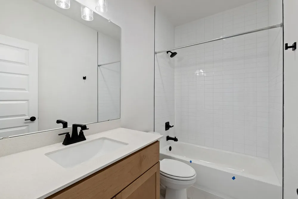 121 Bishop Wood Road Dripping Springs, TX 78620