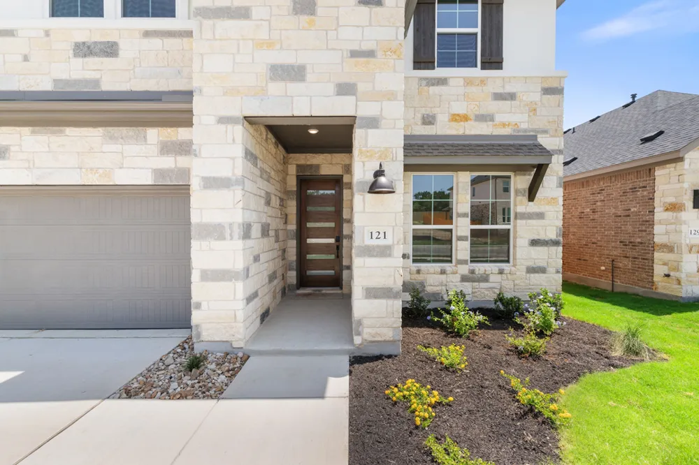 121 Bishop Wood Road Dripping Springs, TX 78620