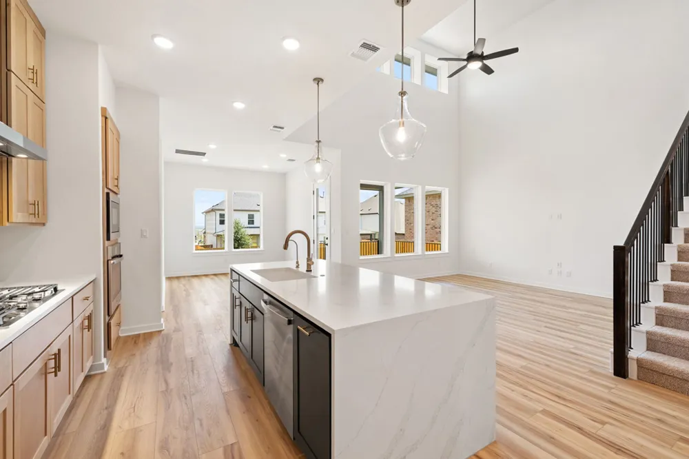 121 Bishop Wood Road Dripping Springs, TX 78620