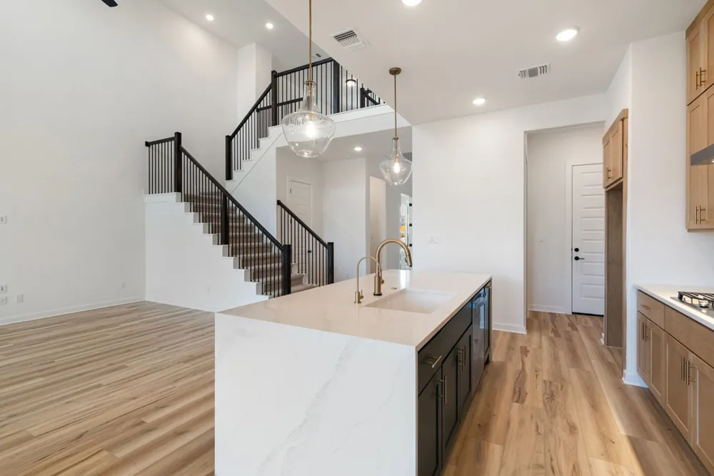 121 Bishop Wood Road Dripping Springs, TX 78620