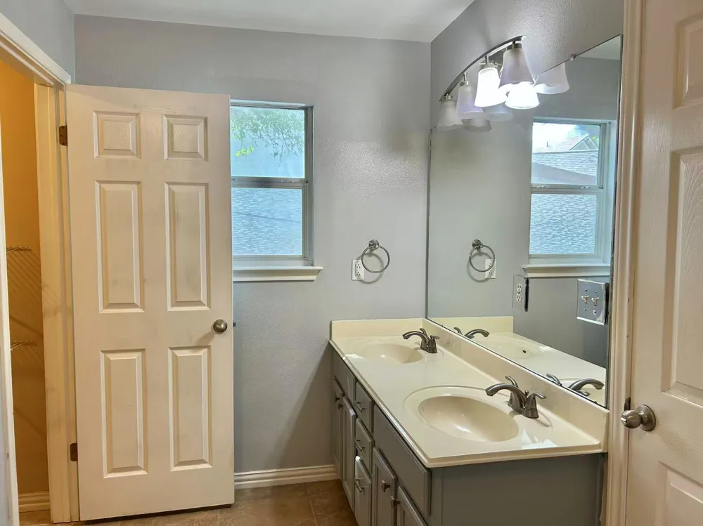 1709 Royal Ascot Drive Pflugerville, TX 78660