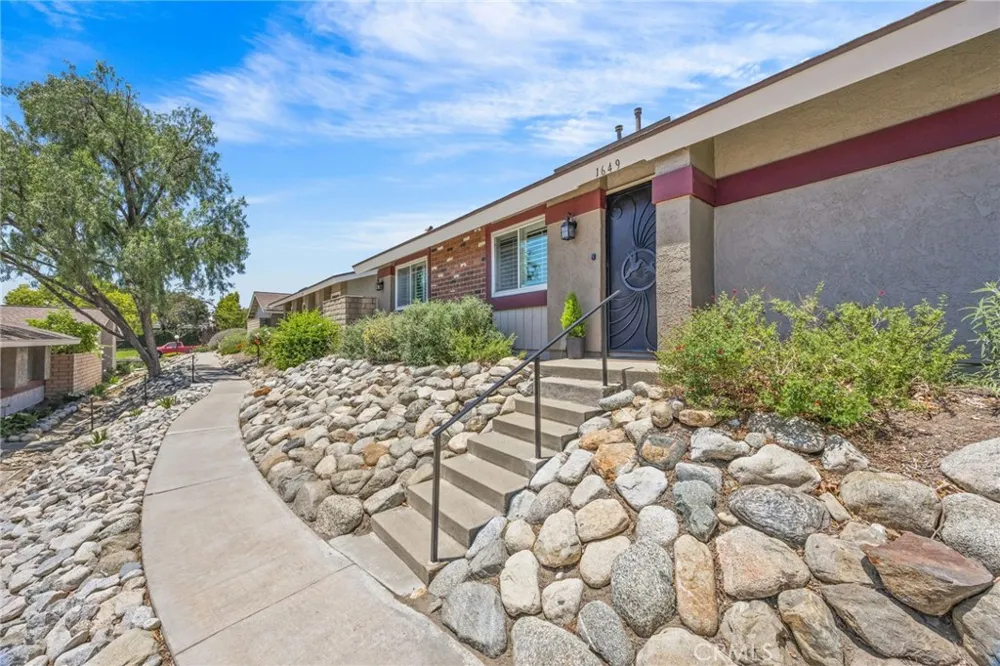 1649 Carmel W Upland, CA 91784