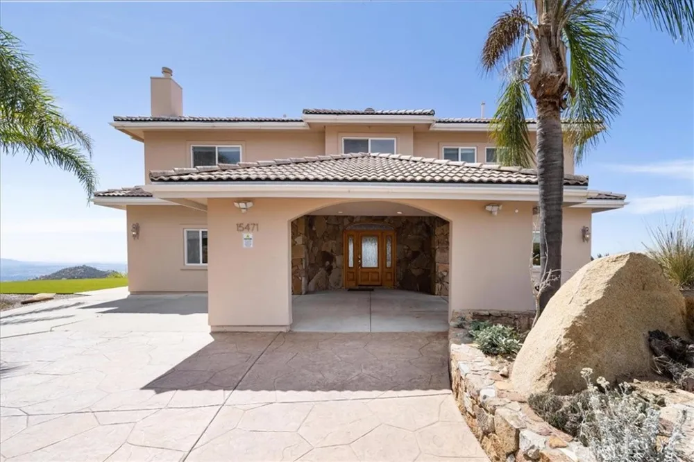 15471 Green Valley Truck Ramona, CA 92065