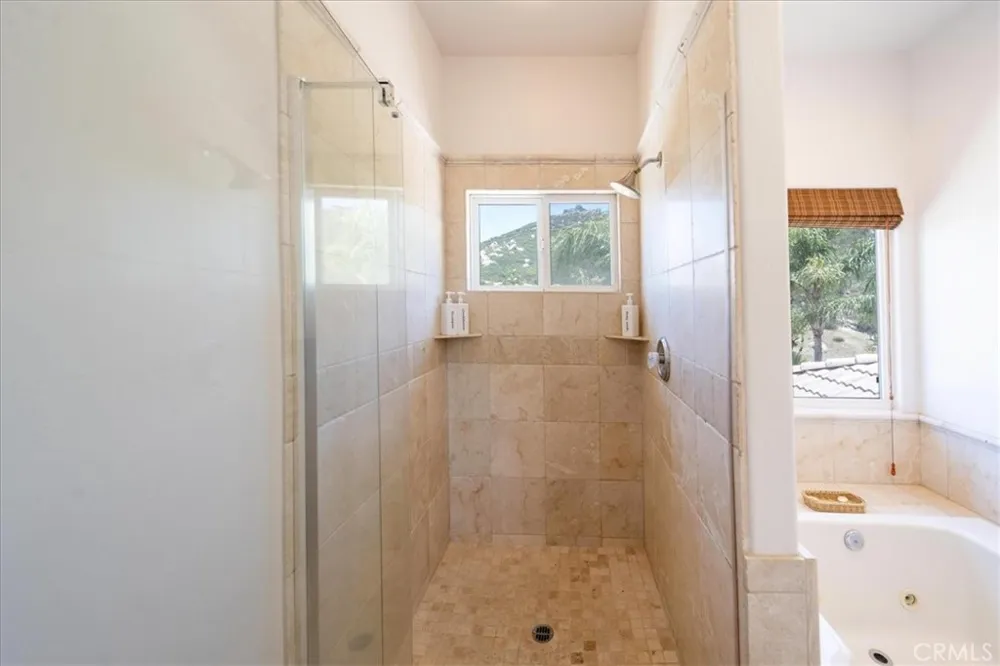 15471 Green Valley Truck Ramona, CA 92065