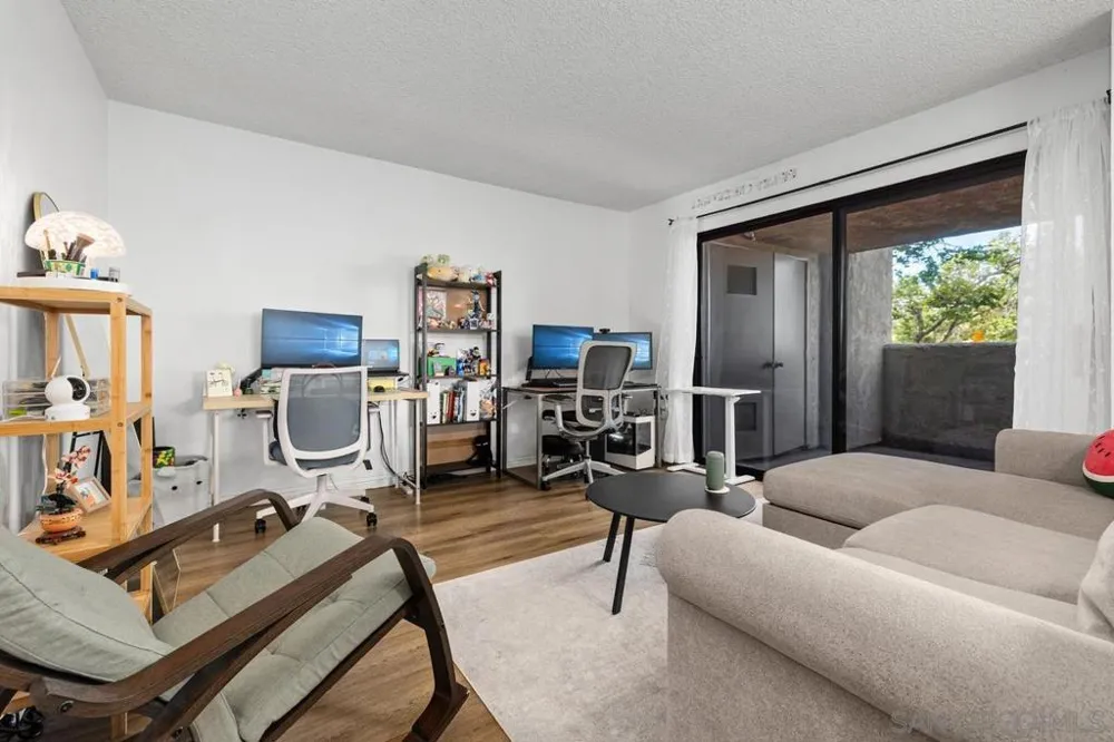 8492 New Salem #59 San Diego, CA 92126