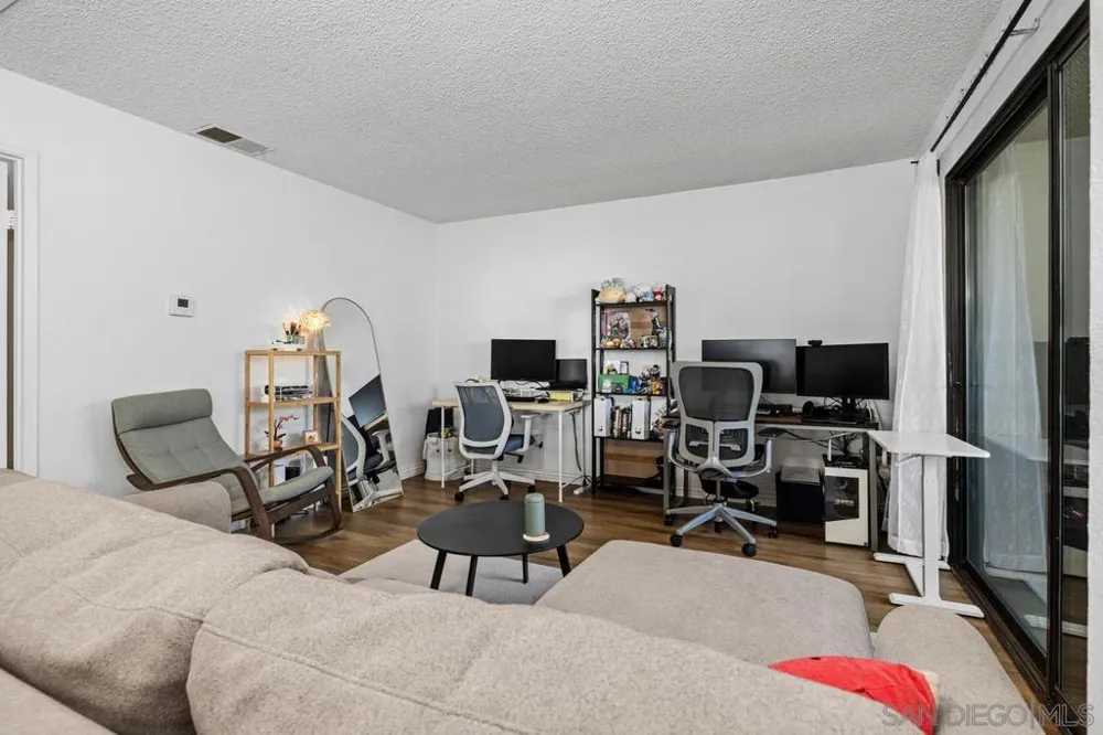 8492 New Salem #59 San Diego, CA 92126