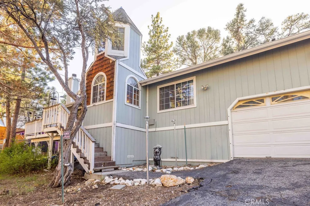 252 Riverside Sugarloaf, CA 92386