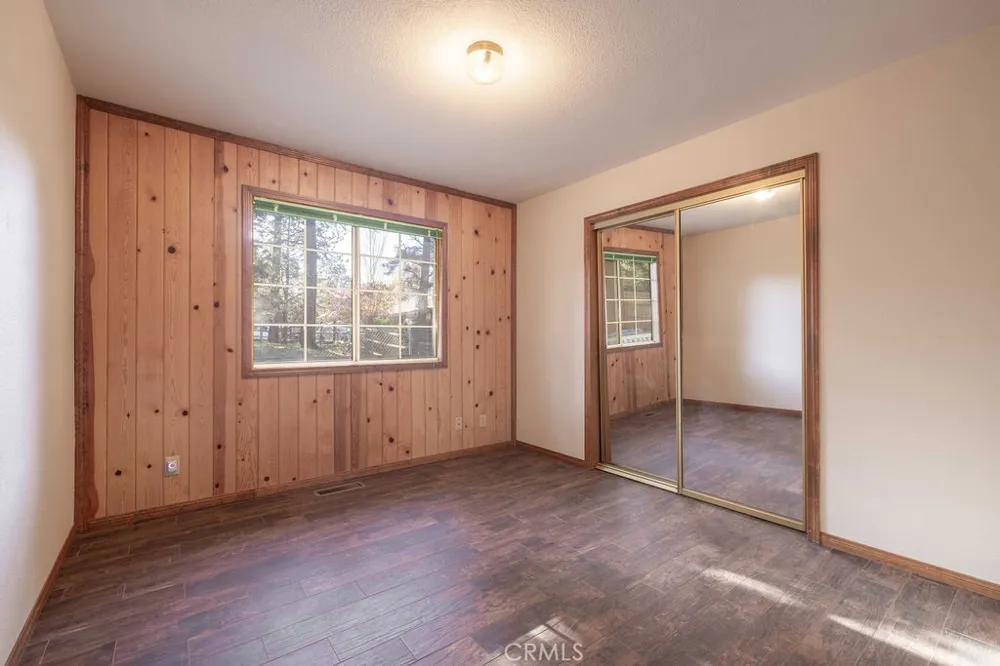 252 Riverside Sugarloaf, CA 92386