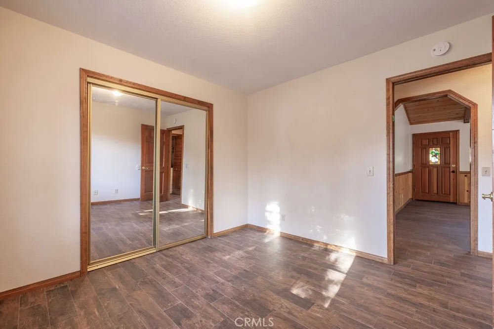 252 Riverside Sugarloaf, CA 92386