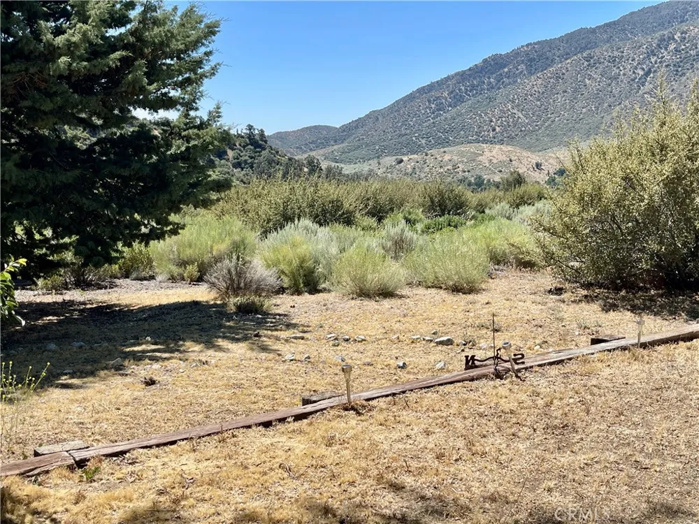 940 Hemming Way Frazier Park, CA 93225