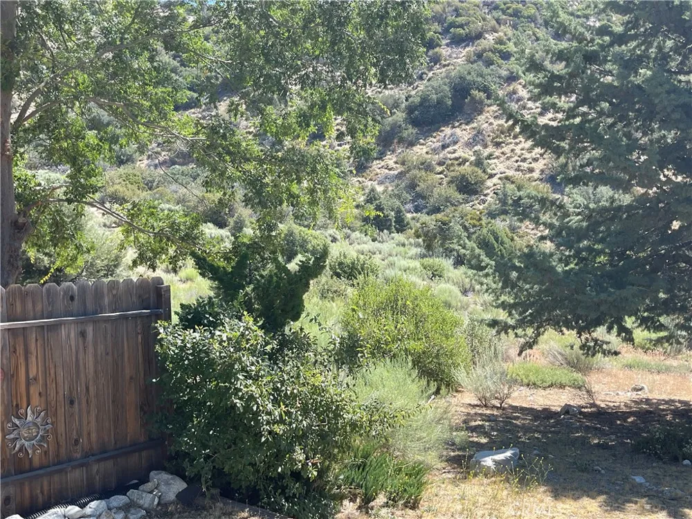 940 Hemming Way Frazier Park, CA 93225