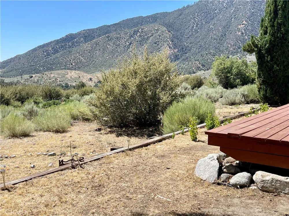 940 Hemming Way Frazier Park, CA 93225