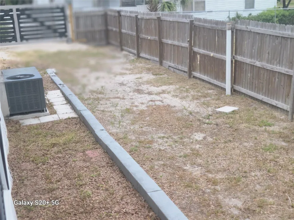 2220 E 17TH AVENUE Tampa, FL 33605