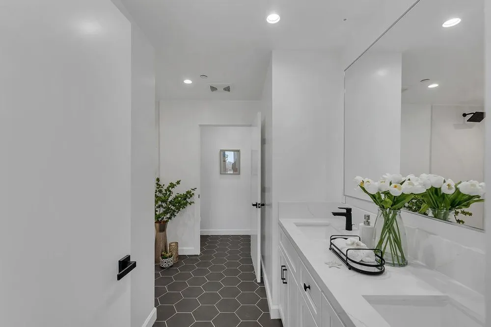 889 McLellan Drive #210 South San Francisco, CA 94080