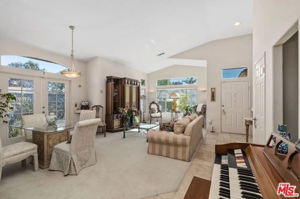 435 Rembrandt Drive Corona, CA 92882