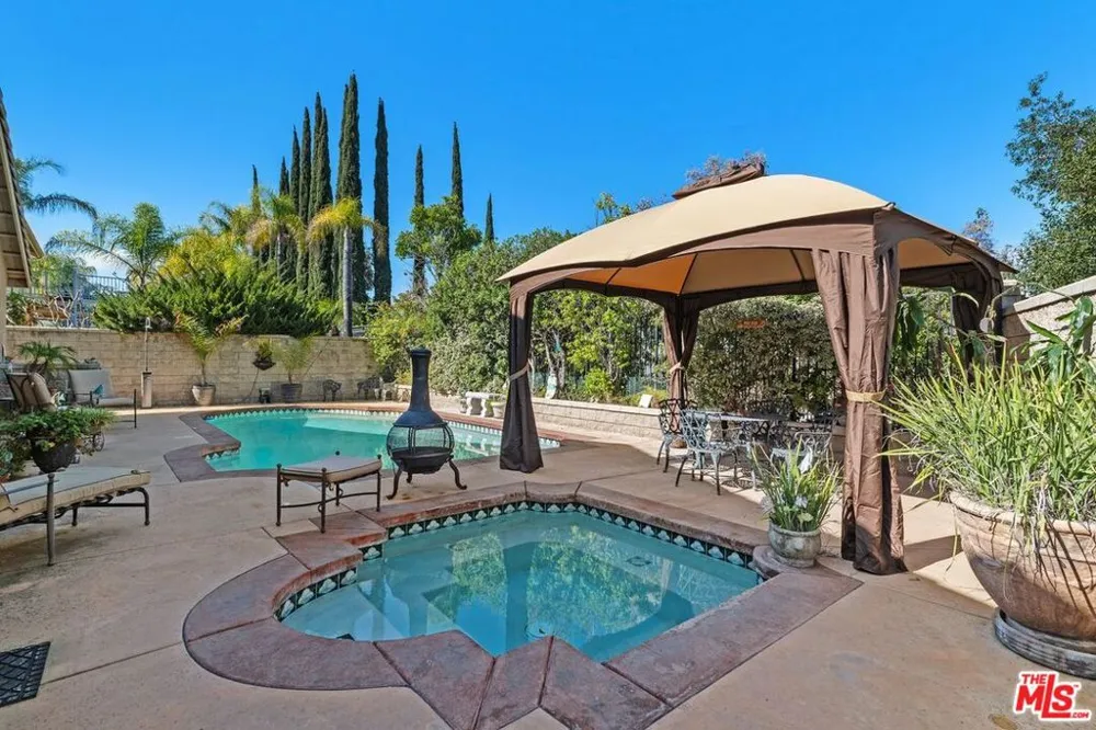 435 Rembrandt Drive Corona, CA 92882