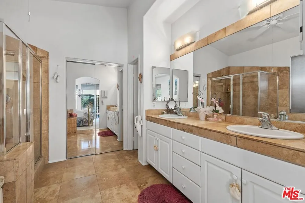 435 Rembrandt Drive Corona, CA 92882
