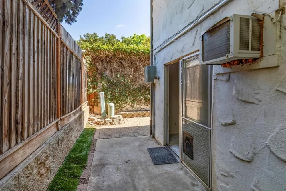 1271 Juniper Drive #7 Gilroy, CA 95020