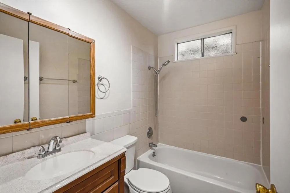 1271 Juniper Drive #7 Gilroy, CA 95020