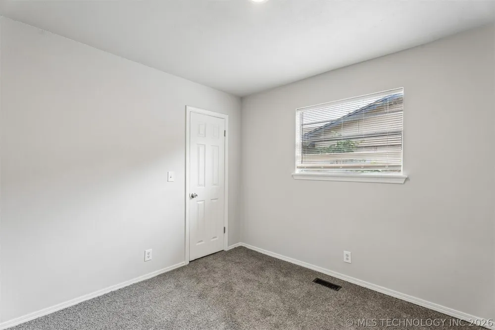 3634 S 106th Place E Tulsa, OK 74146