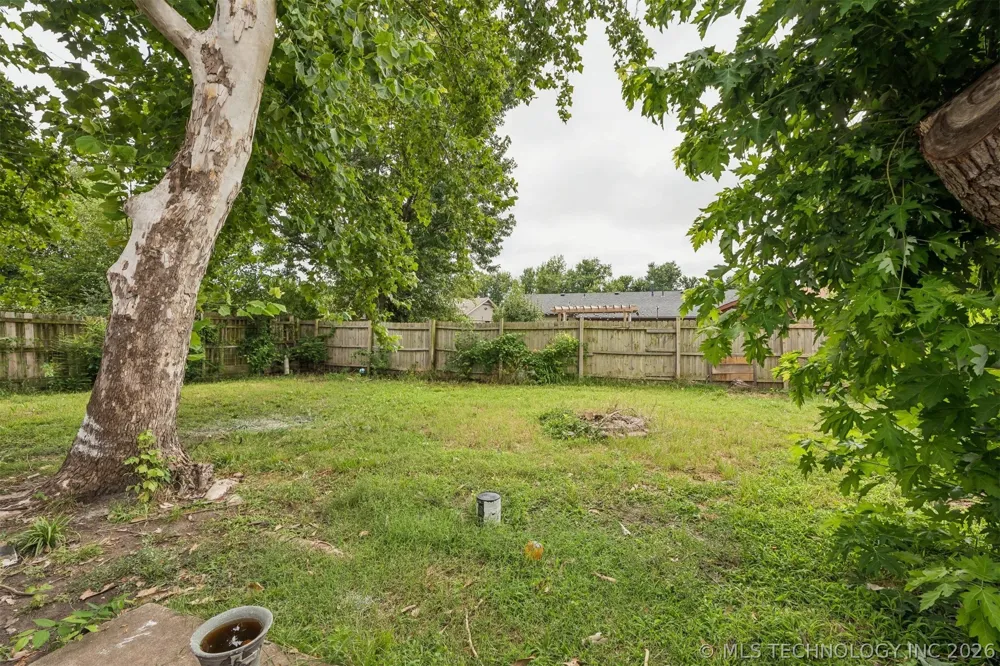 3634 S 106th Place E Tulsa, OK 74146